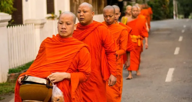 13 Days Tour From Thailand Border To Laos