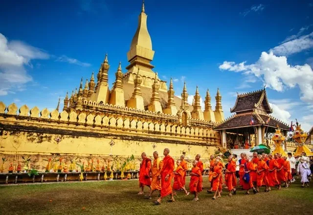 Luang Prabang To Vientiane Tour - 6 Days 3