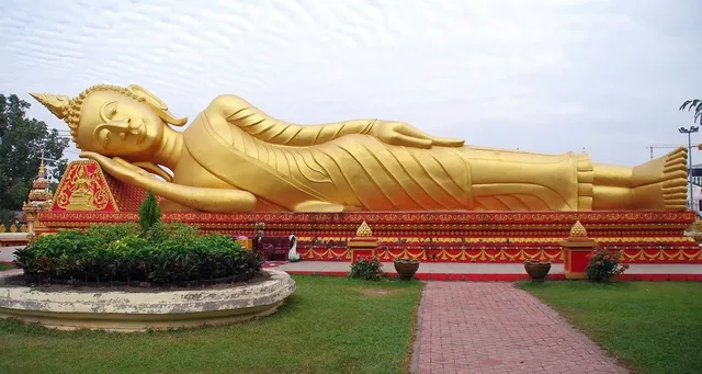 Vietnam and Laos Highlights Holiday - 14 Days 4
